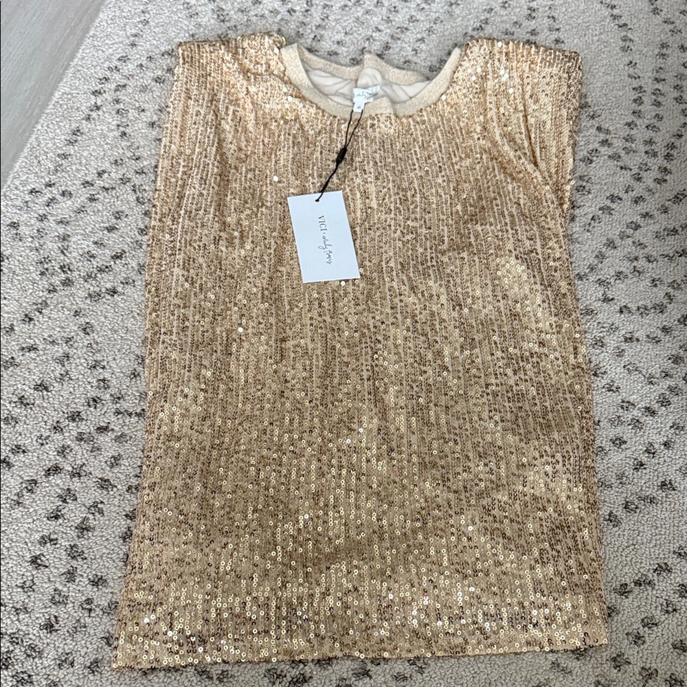 NWT Vici x Emily Travis ( champagneandchanel) gold sequin top- XS
